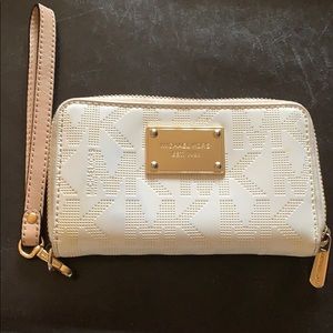Michael Kors wristlet